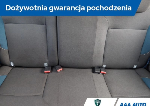 Dacia Logan cena 27500 przebieg: 132957, rok produkcji 2015 z Paczków małe 172